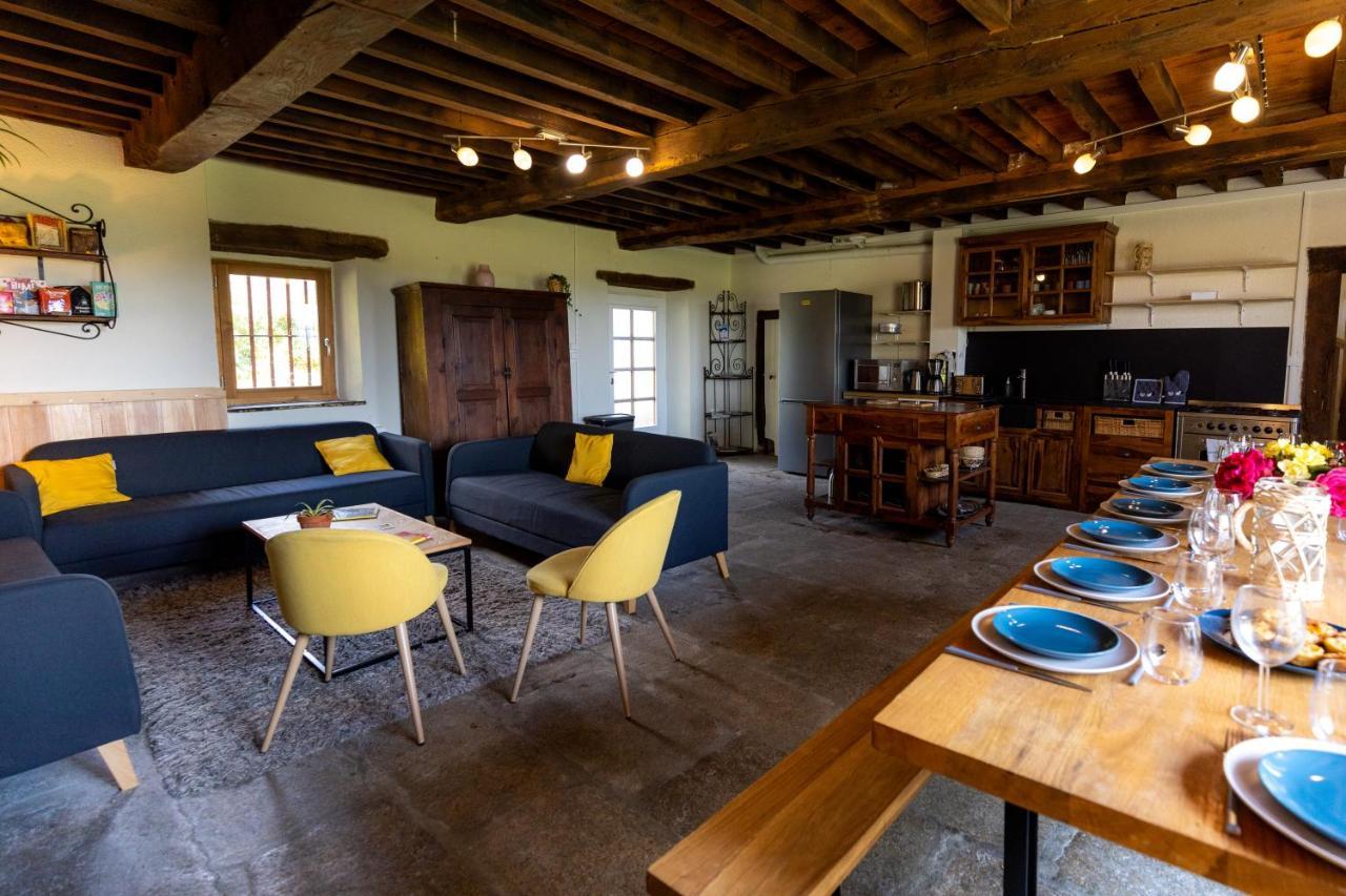 Bed and Breakfast Domaine Du Coq En Pat Augerolles Esterno foto