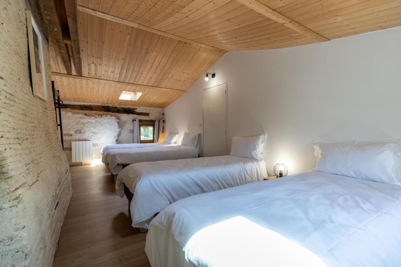 Bed and Breakfast Domaine Du Coq En Pat Augerolles Esterno foto