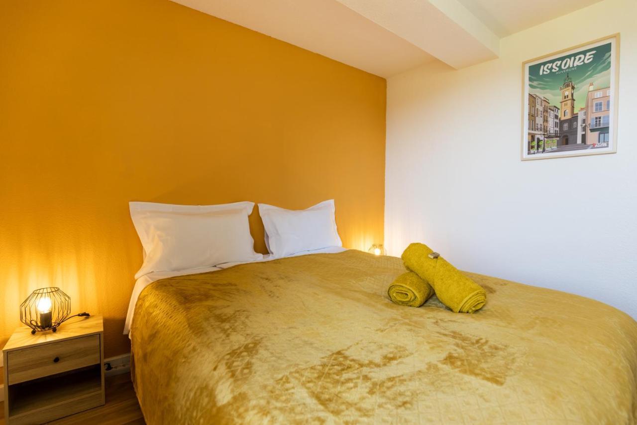 Bed and Breakfast Domaine Du Coq En Pat Augerolles Esterno foto