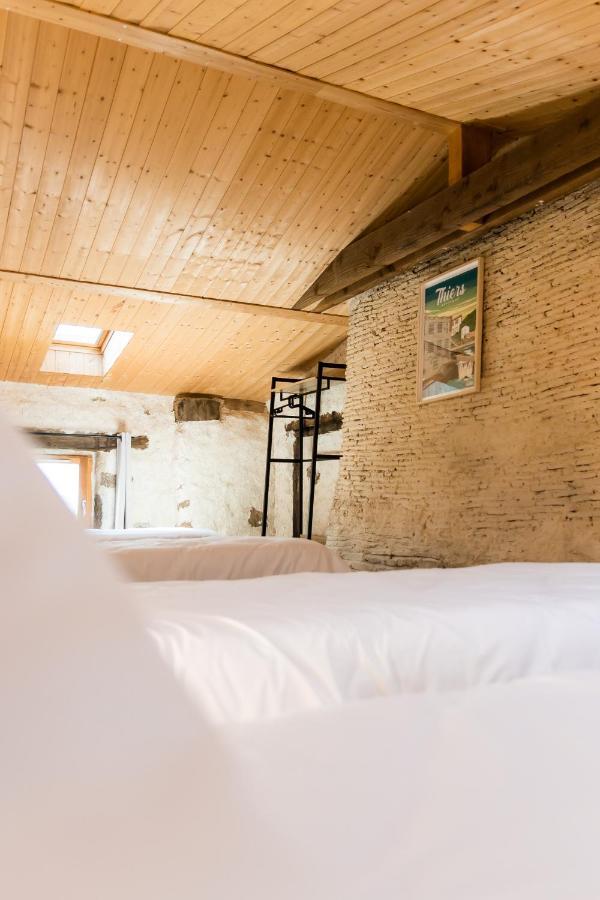Bed and Breakfast Domaine Du Coq En Pat Augerolles Esterno foto